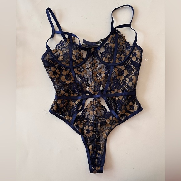 NWOT Oh La La Cheri Unlined Teddy Size Medium Blue Lace - Picture 3 of 6